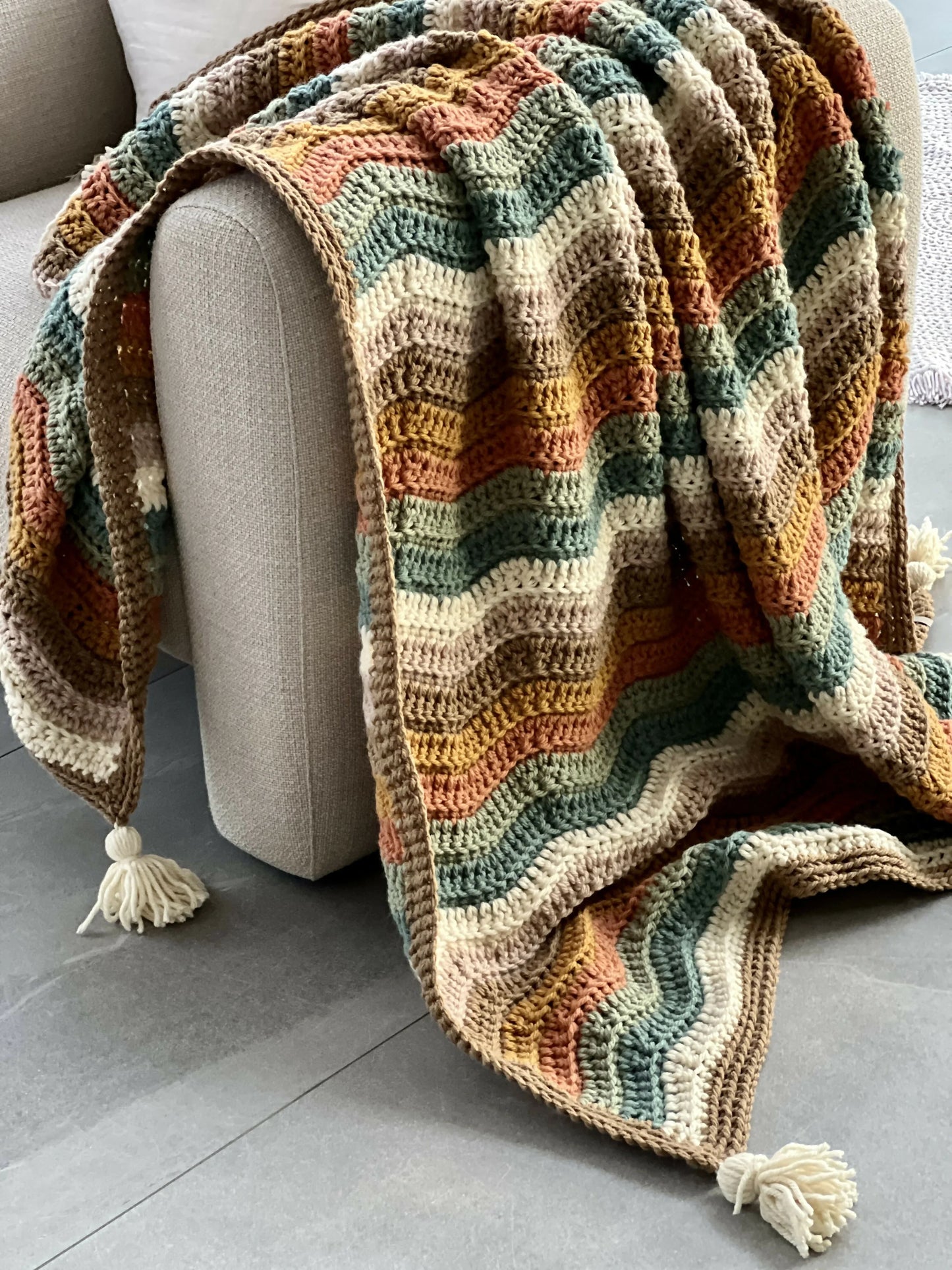 Ripple Rainbow Blanket (Crochet)