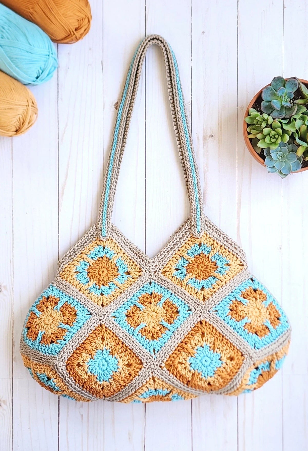 Tucson Shoulder Bag (Crochet)