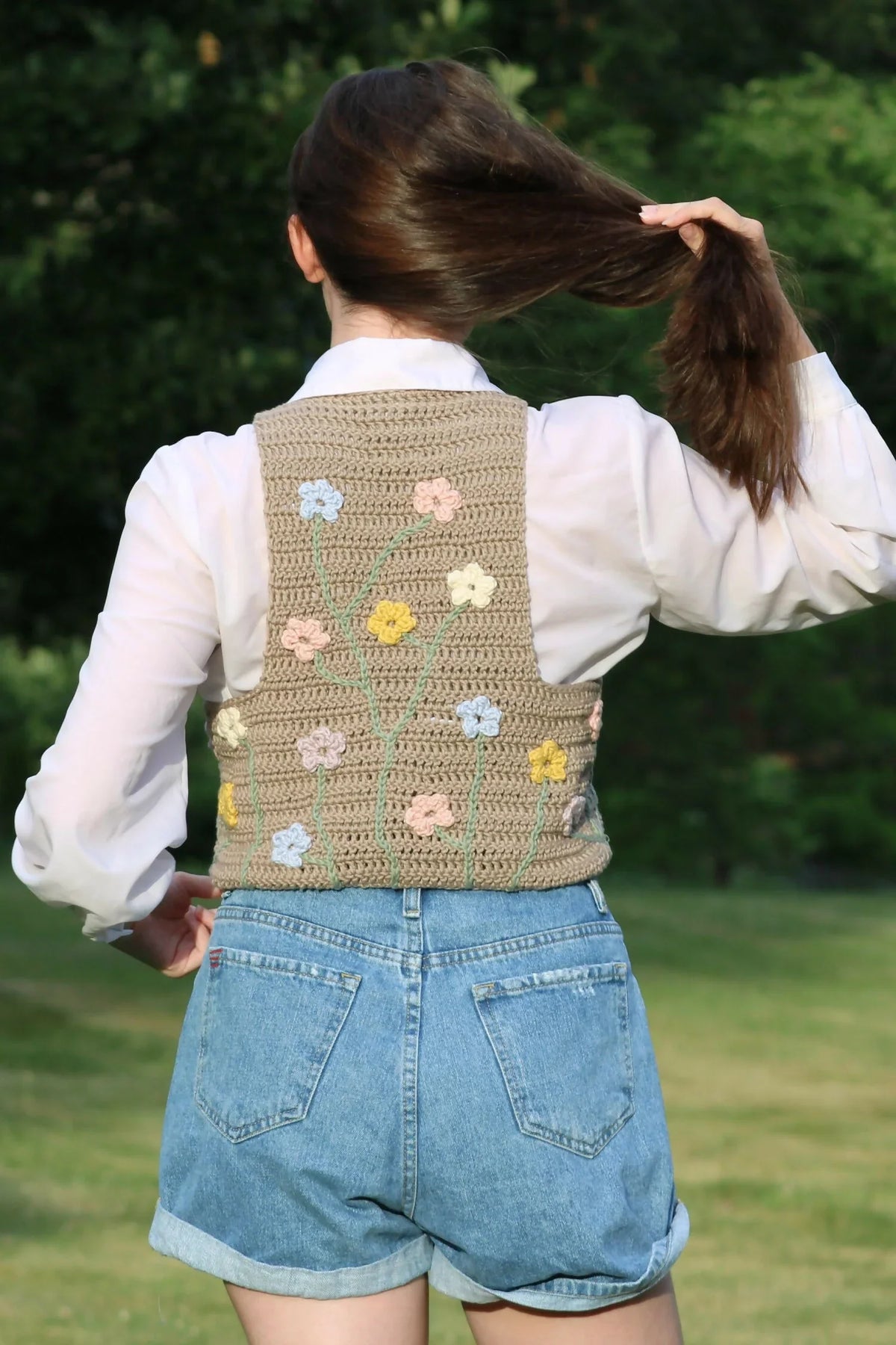 Gardenia Vest (Crochet)