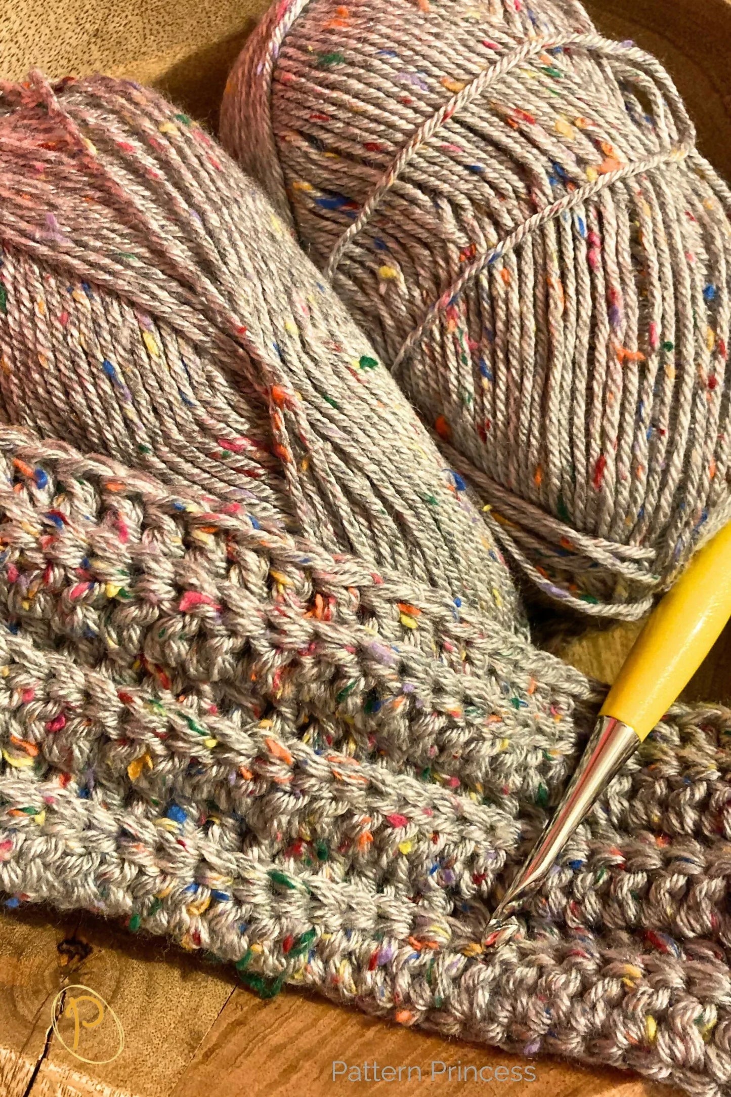 Chunky Tweed Infinity Scarf (Crochet)