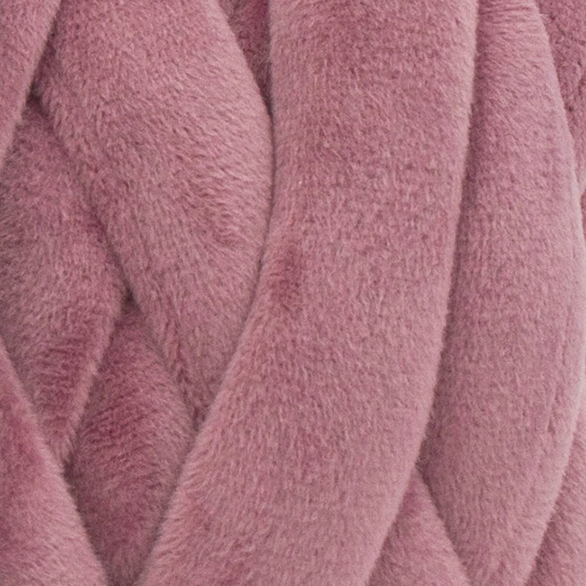 Cover Story™ Cozy Luxe Yarn
