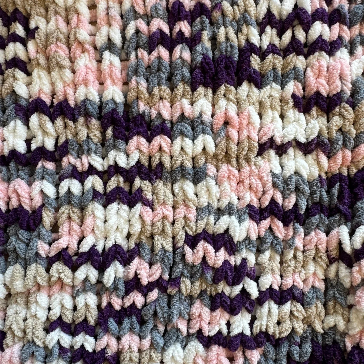 Cover Story™ Favorite Blanket Yarn