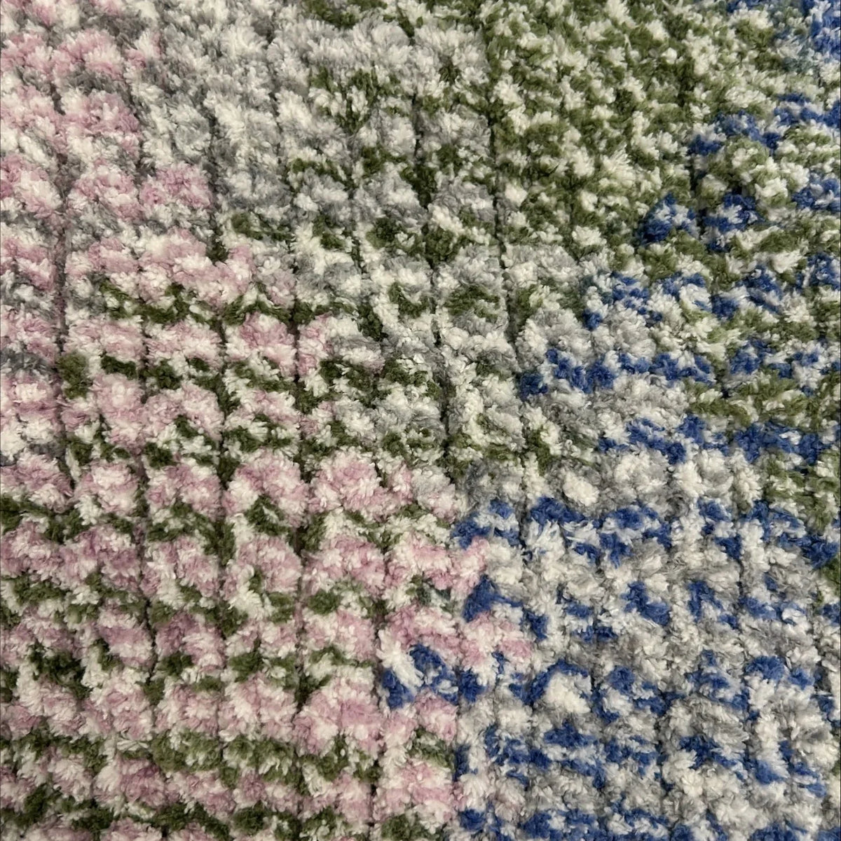 Cover Story™ Dreamland™ Yarn