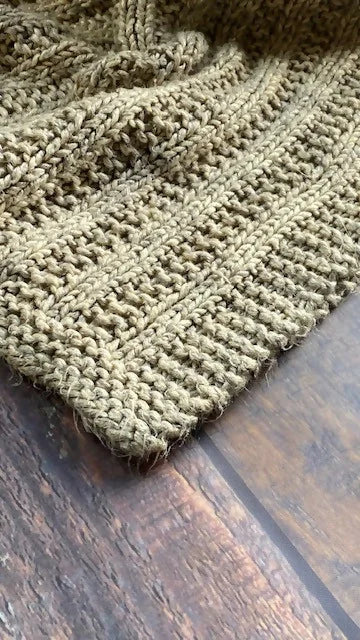 Cuddle Me Baby Blanket (Knit)