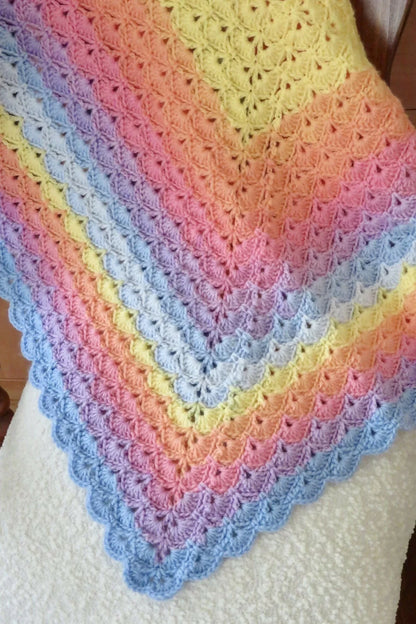 Gentle Rainbow Shells Baby Blanket (Crochet)