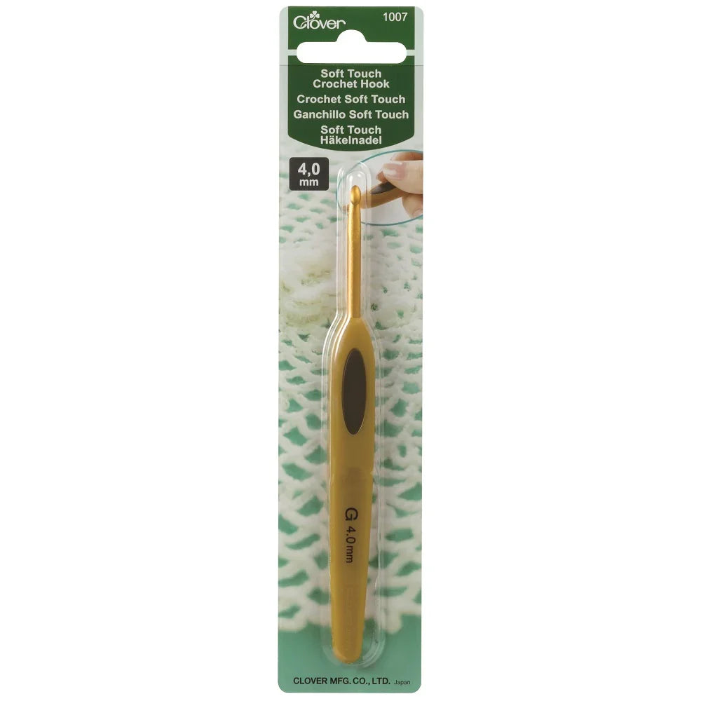 Clover Soft Touch Crochet Hooks (Sizes C to J)
