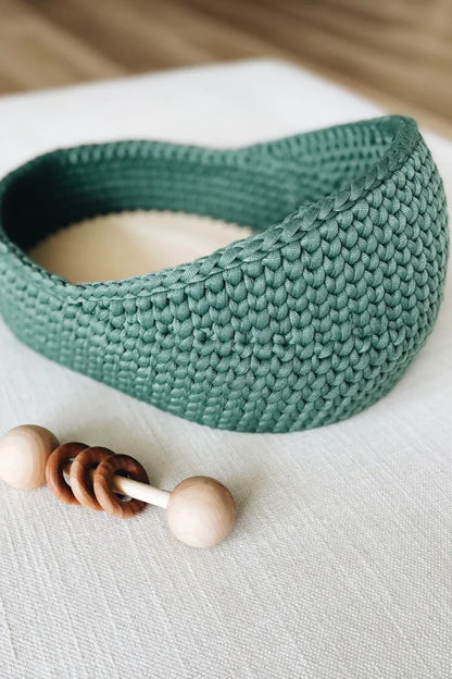 Bitty Bassinet (Crochet)