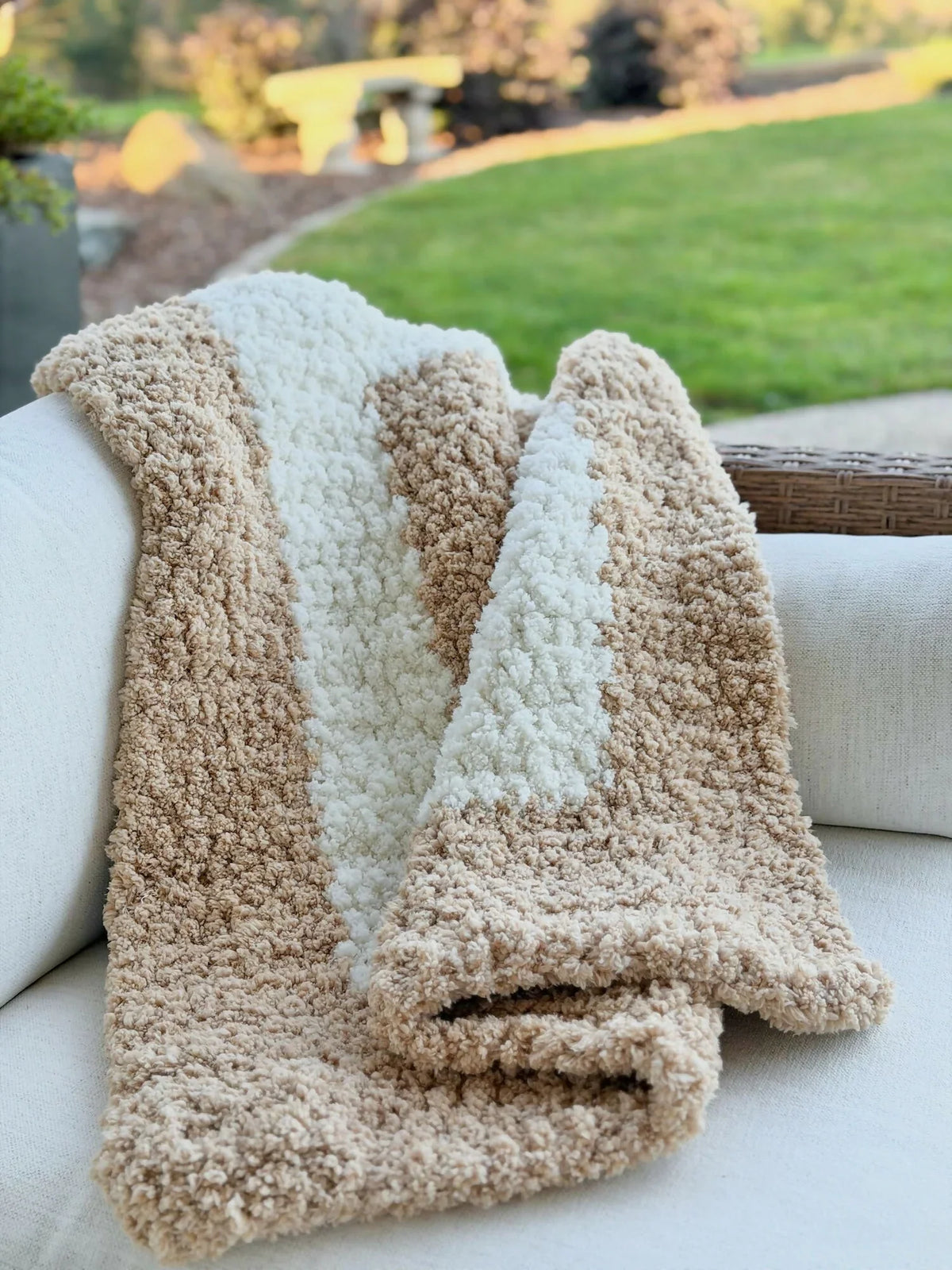 Sherpa Stroller Blanket (Crochet)
