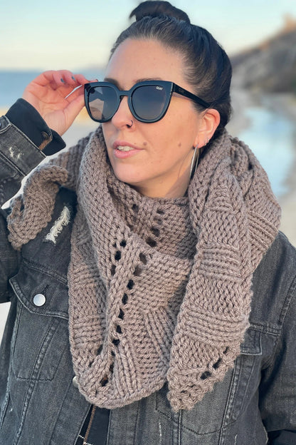 Plainview Shawl (Knit)