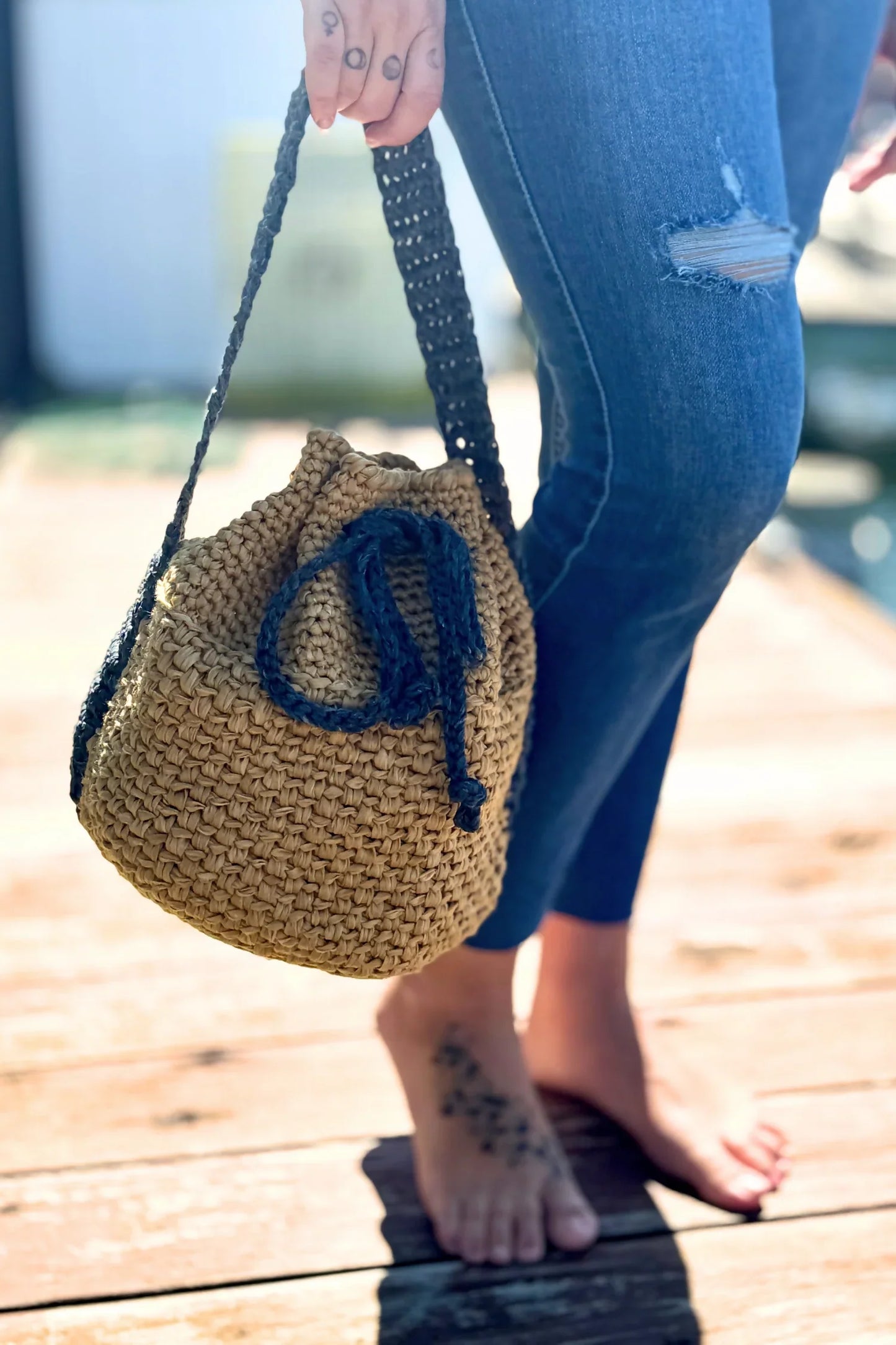 Boardwalk Cinch Tote (Crochet)