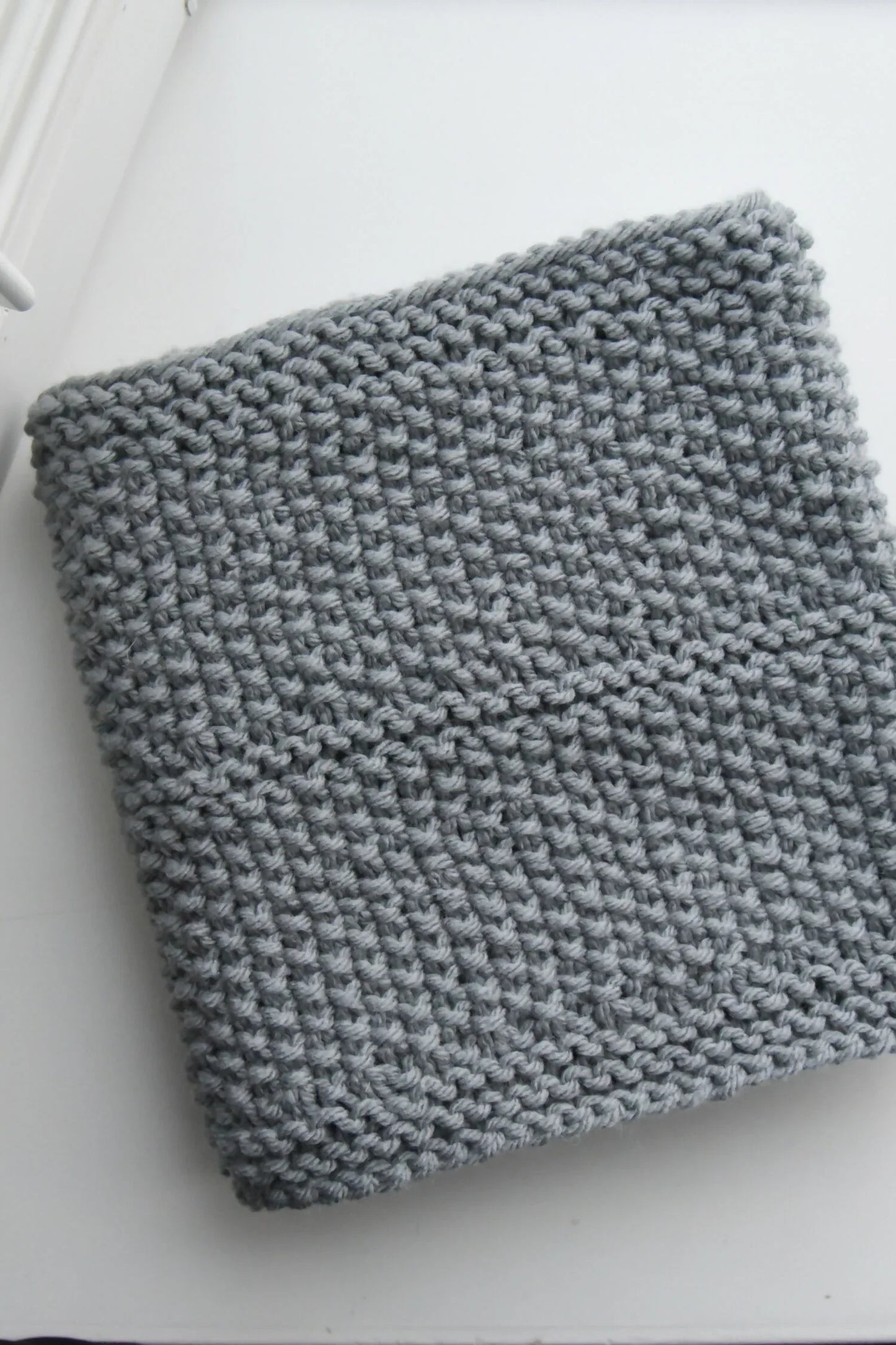 Denning Infinity Cowl (Knit)