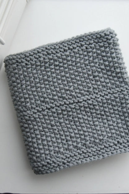 Denning Infinity Cowl (Knit)