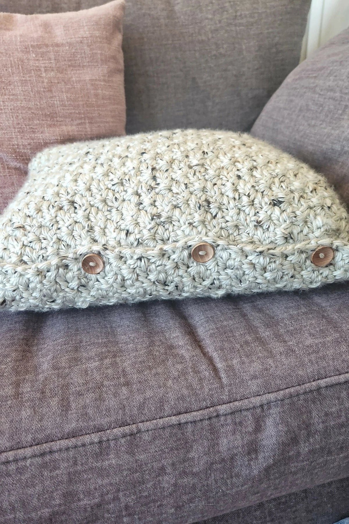 C2C Wattle Crochet Pillow Case (Crochet)