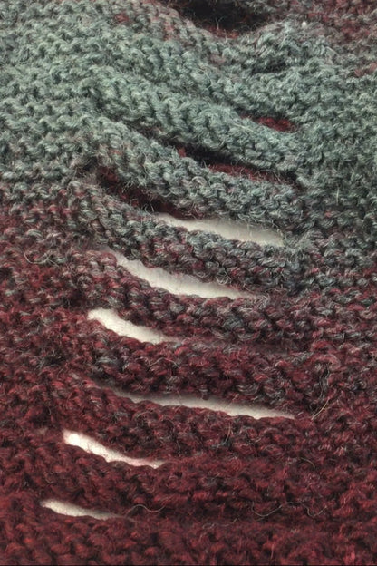 3-D Cowl (Knit)