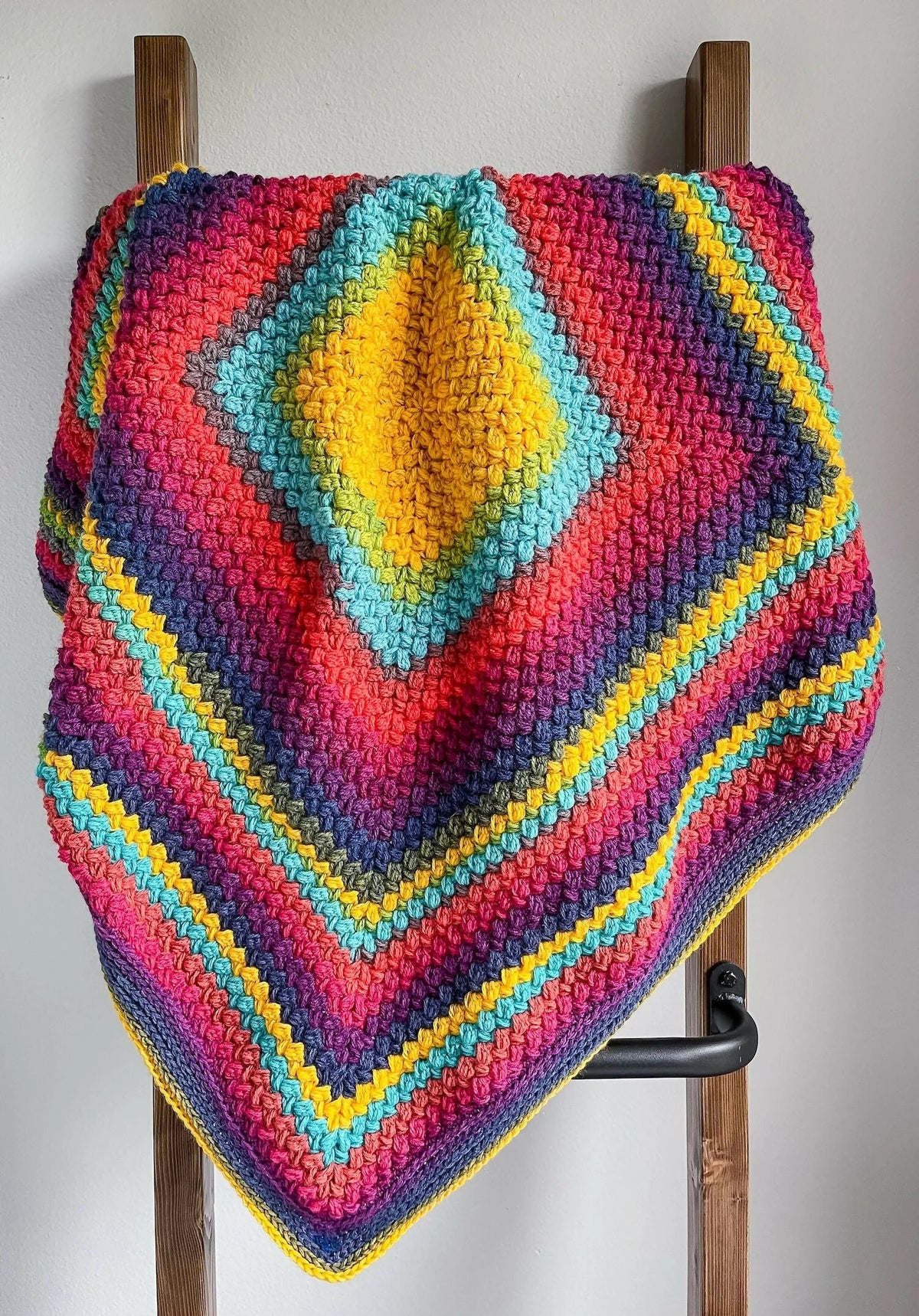 Mandala Pretty Puffs Blanket (Crochet)