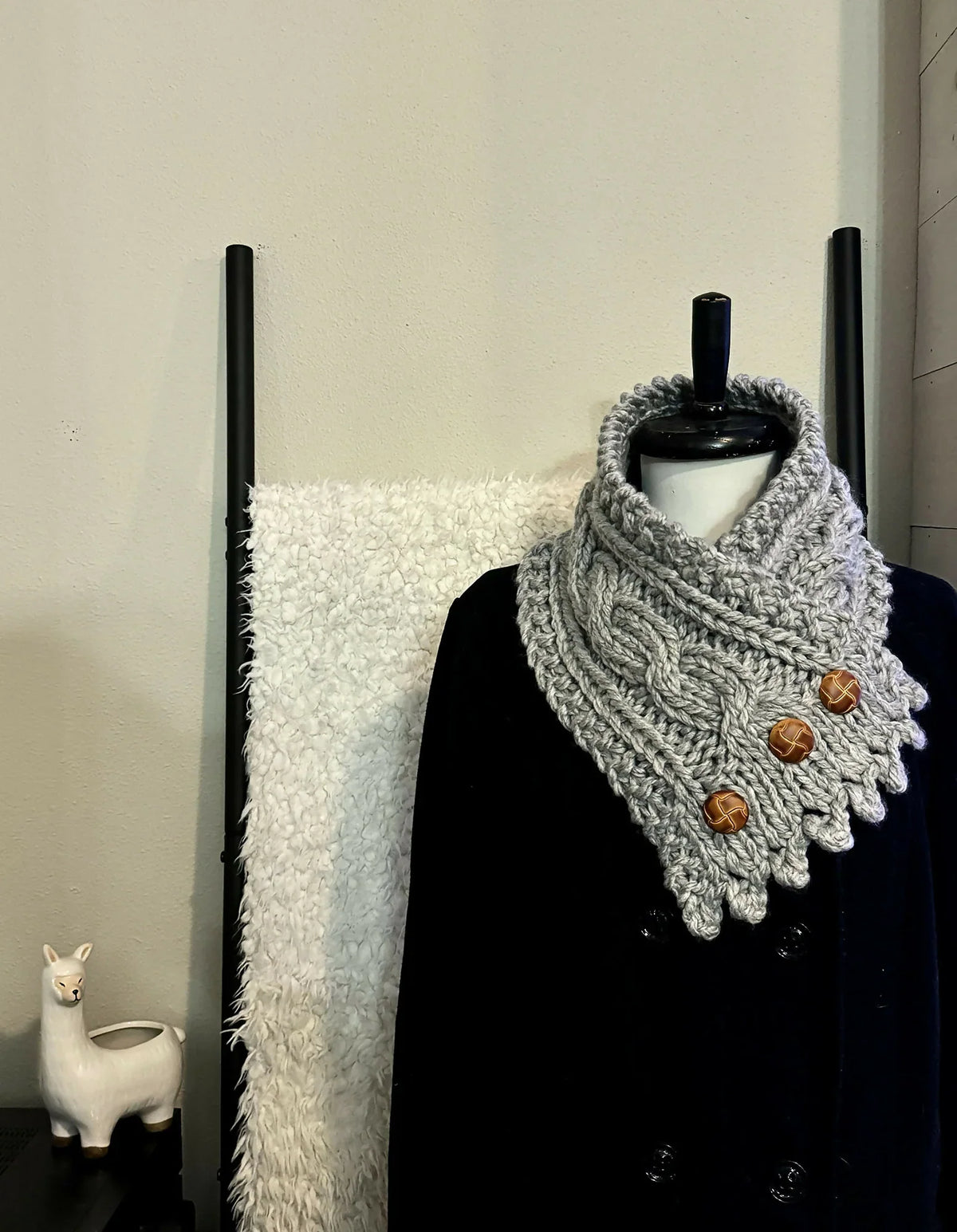 The Fisherman's Wife (Knit)
