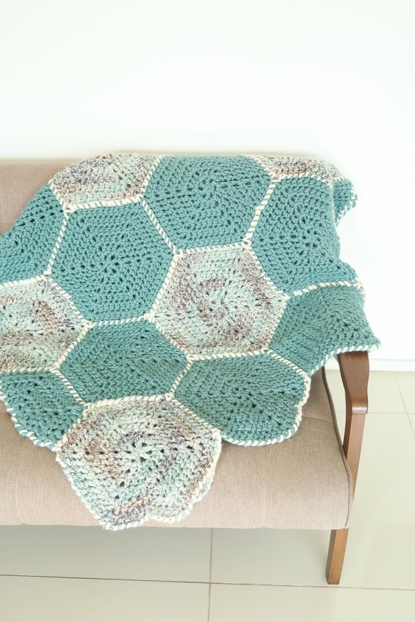 Hexagon Flower Blanket (Crochet)