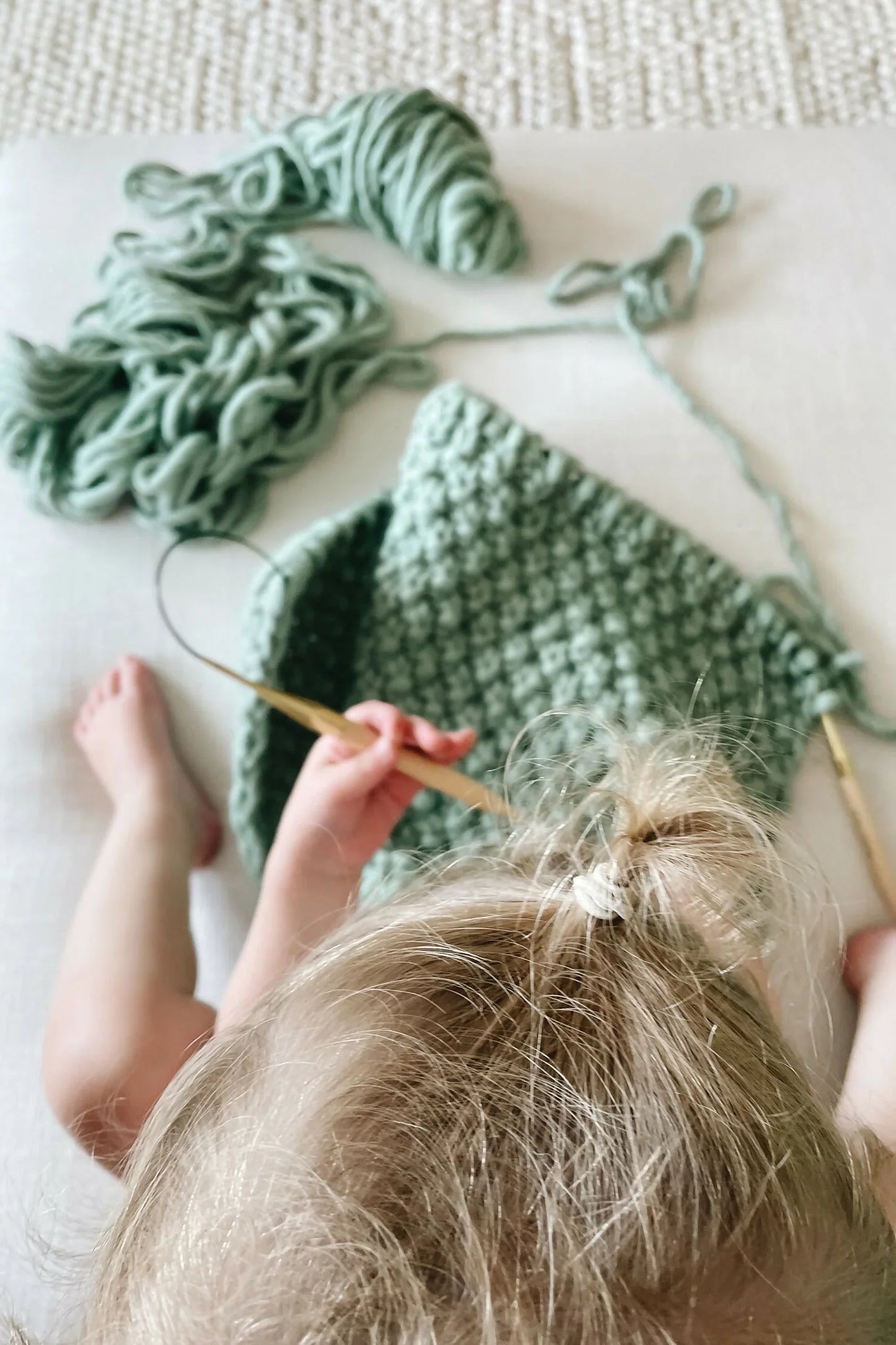 Ambient Blanket (Knit)